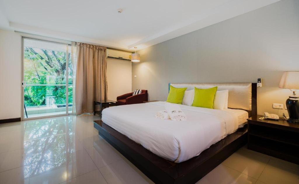 Nice Residence Bangkok Esterno foto