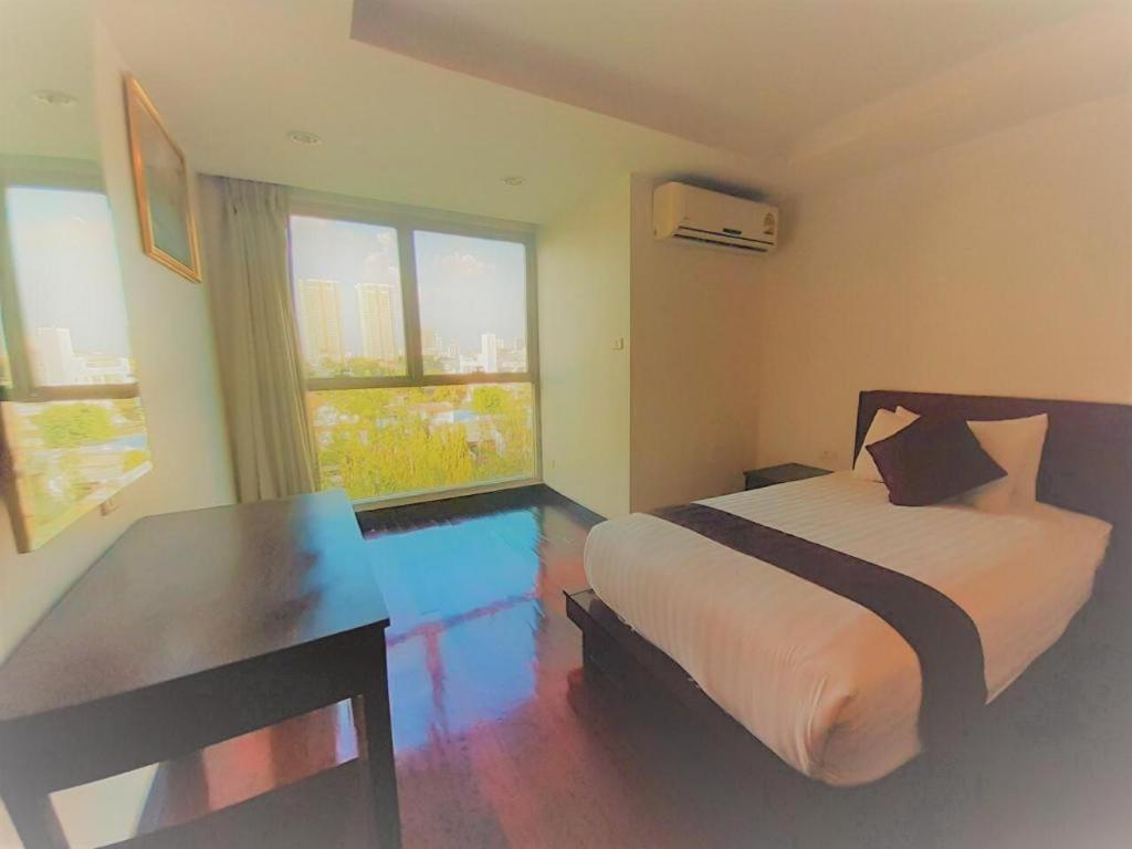 Nice Residence Bangkok Esterno foto