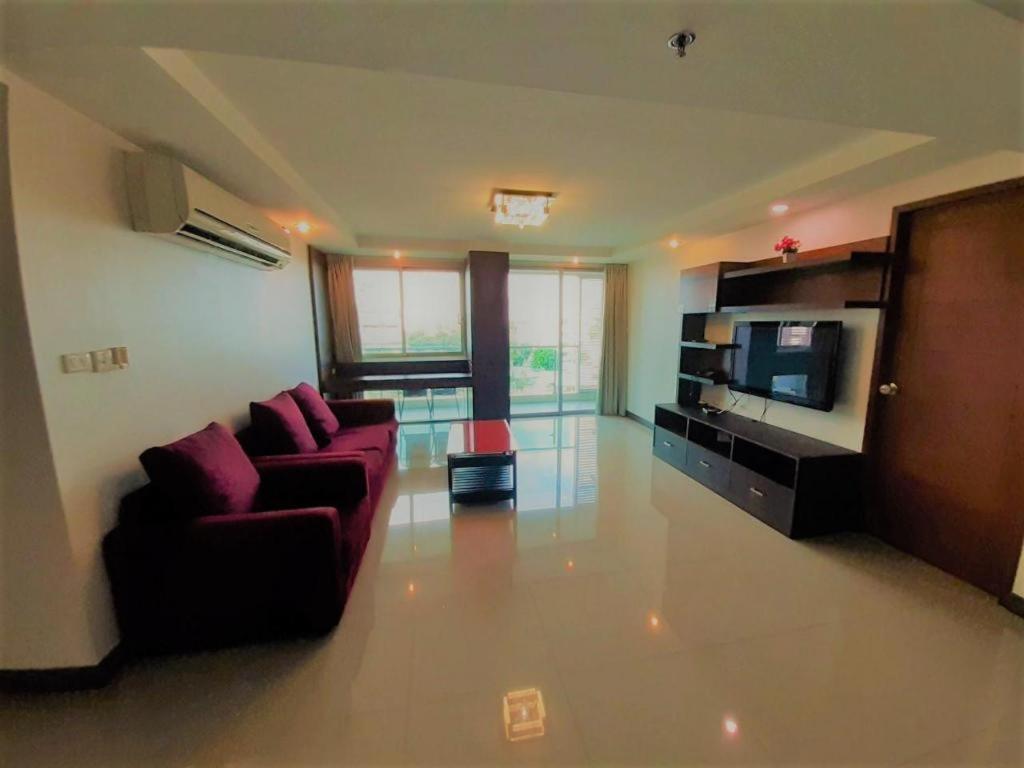Nice Residence Bangkok Esterno foto